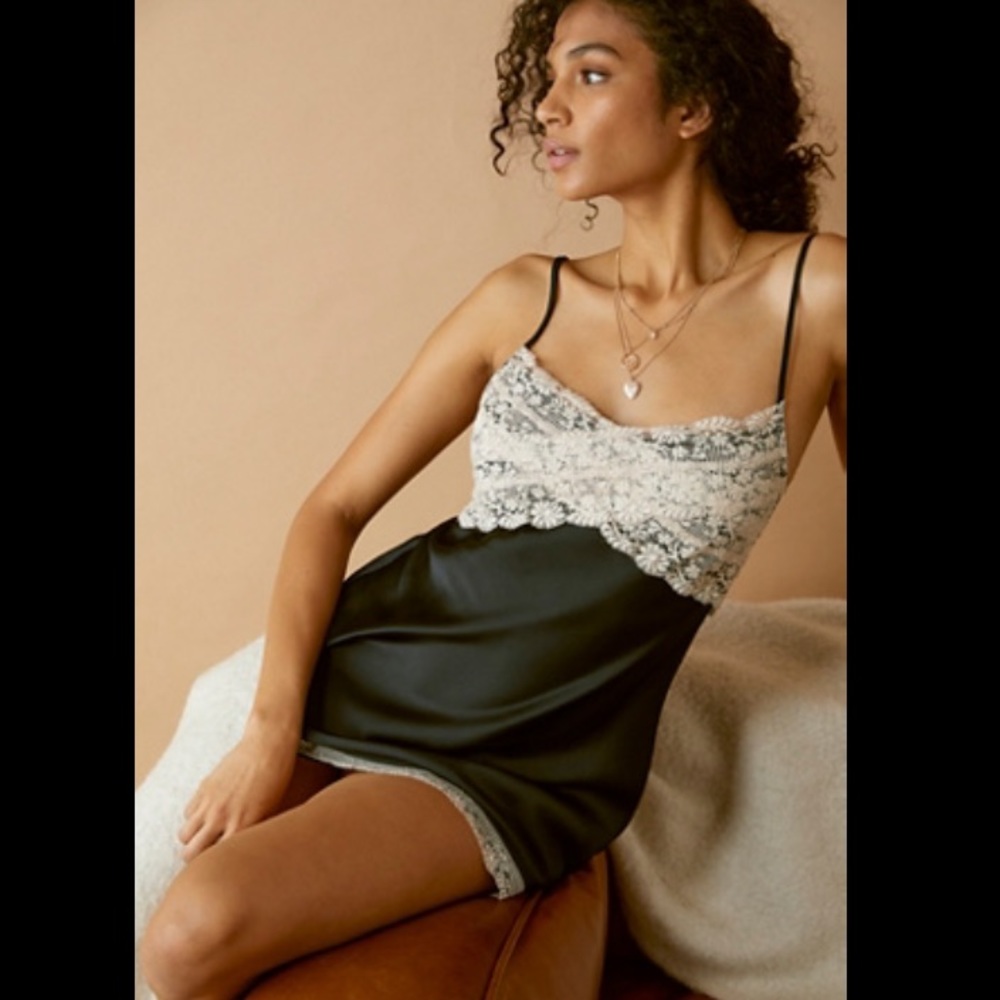 FREE PEOPLE - Right Place Mini Slip